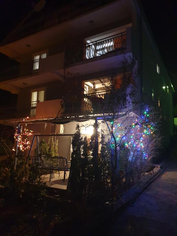 Apartments Mima Каштела Екстер'єр фото