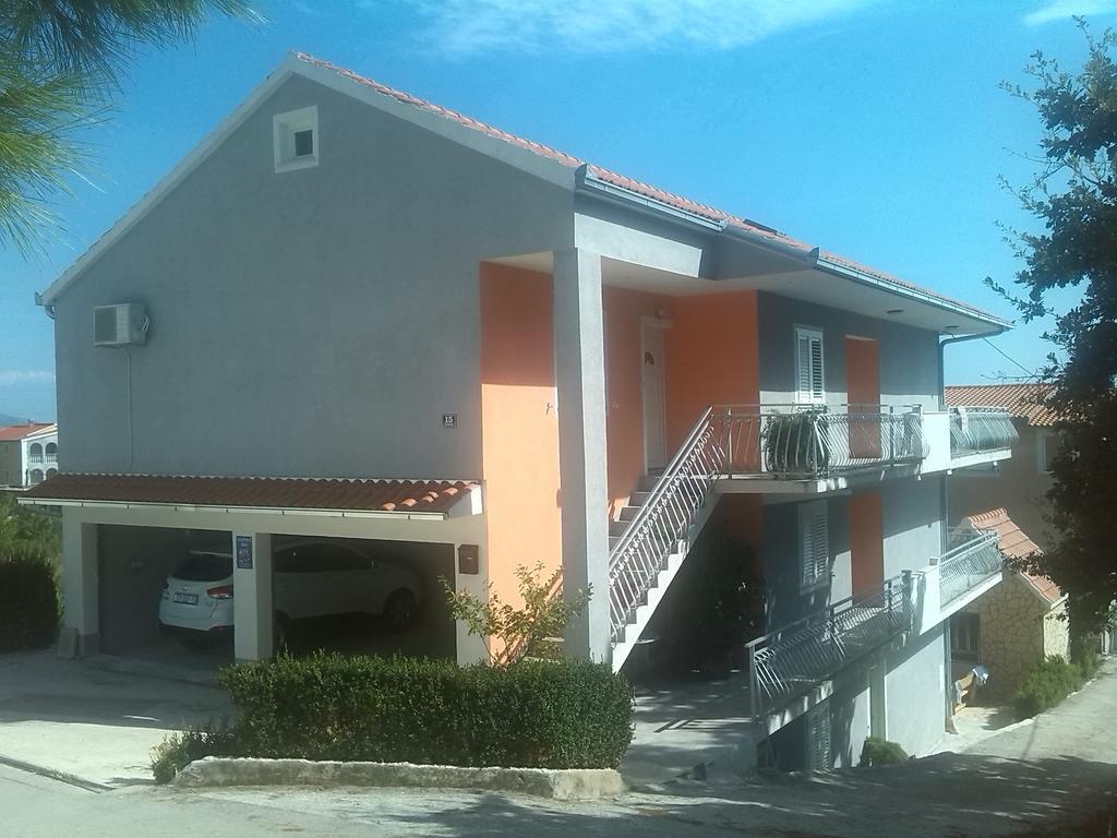Apartments Mima Каштела Екстер'єр фото